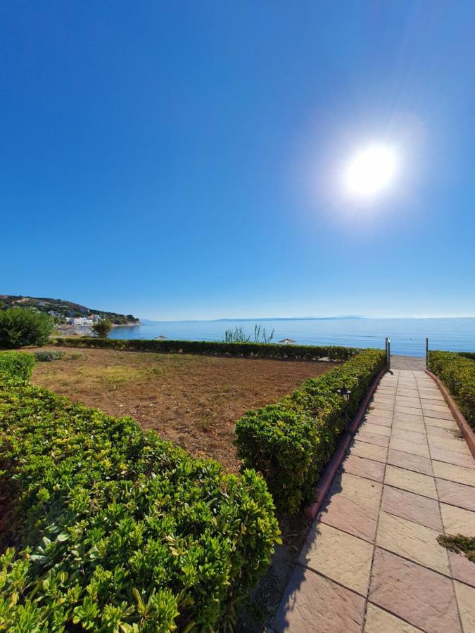 Marine Apartments Venetiko Paralia Agias Foteinis Buitenkant foto